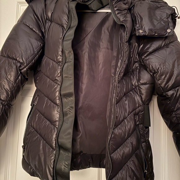 LIKE NEW BUFFBUNNY Onyx Black Waist Taper Puffer Jacket - Picture 4 of 10
